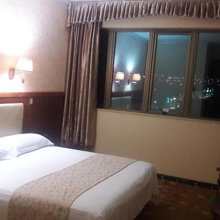 Hotel Pekin Iquique Exterior photo